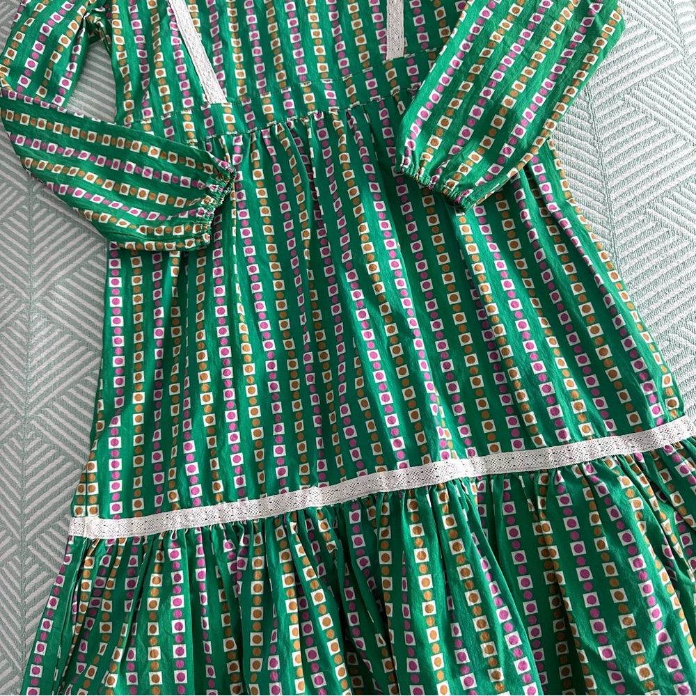 Hello Simone Green Dress - Picture 3 of 7